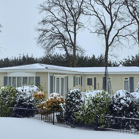 Chalet 42 'Vuursteenberg' Bospark Ijsselheide Zwolle Hattemerbroek Exterior foto